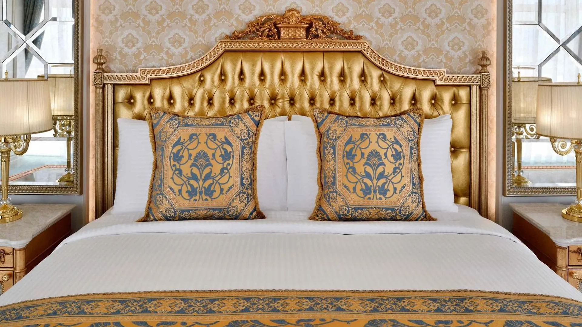 ***** Resort Raffles The Palm Hotel Dubai United Arab Emirates