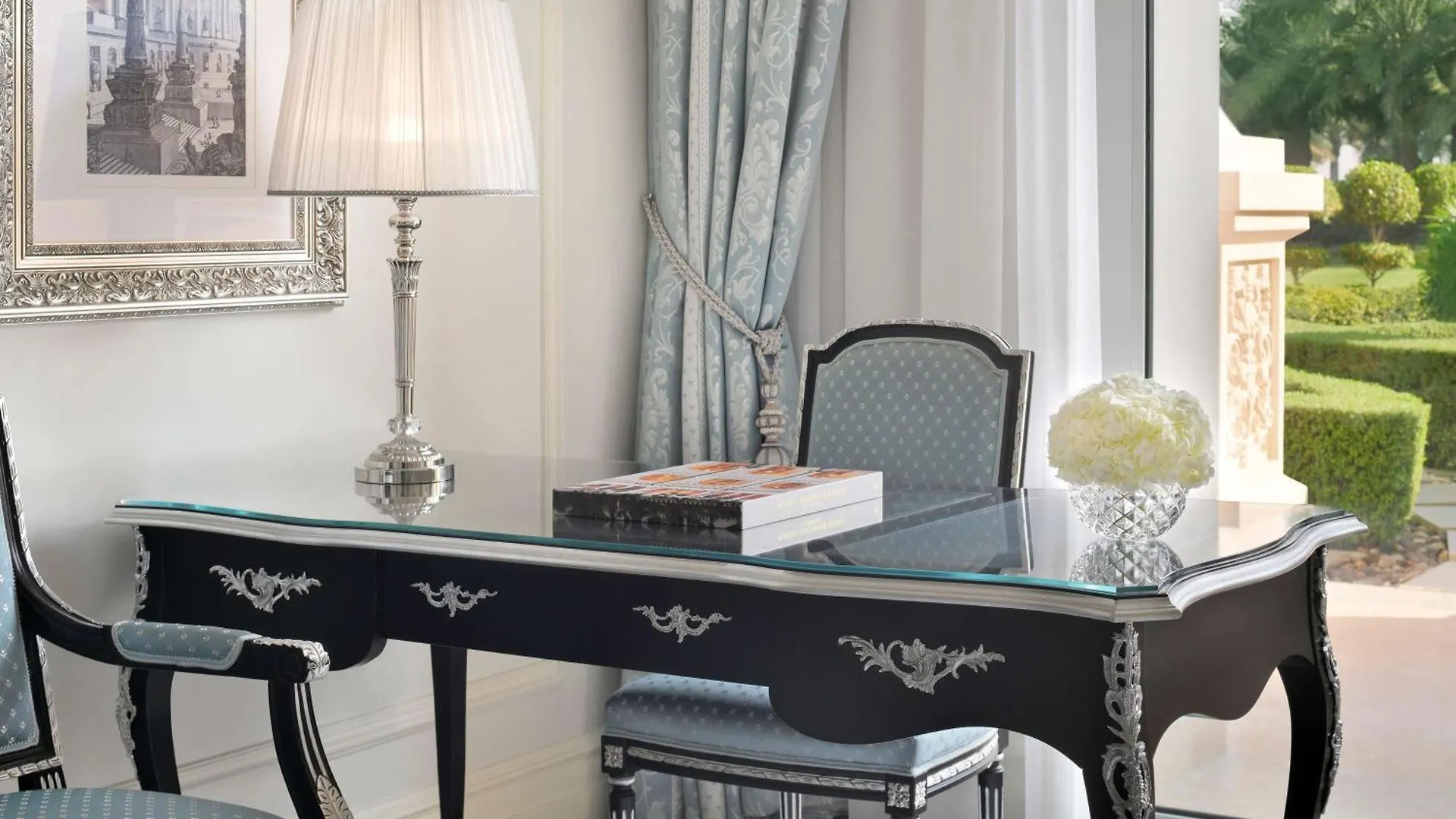 Raffles The Palm Hotel Dubai 5*,