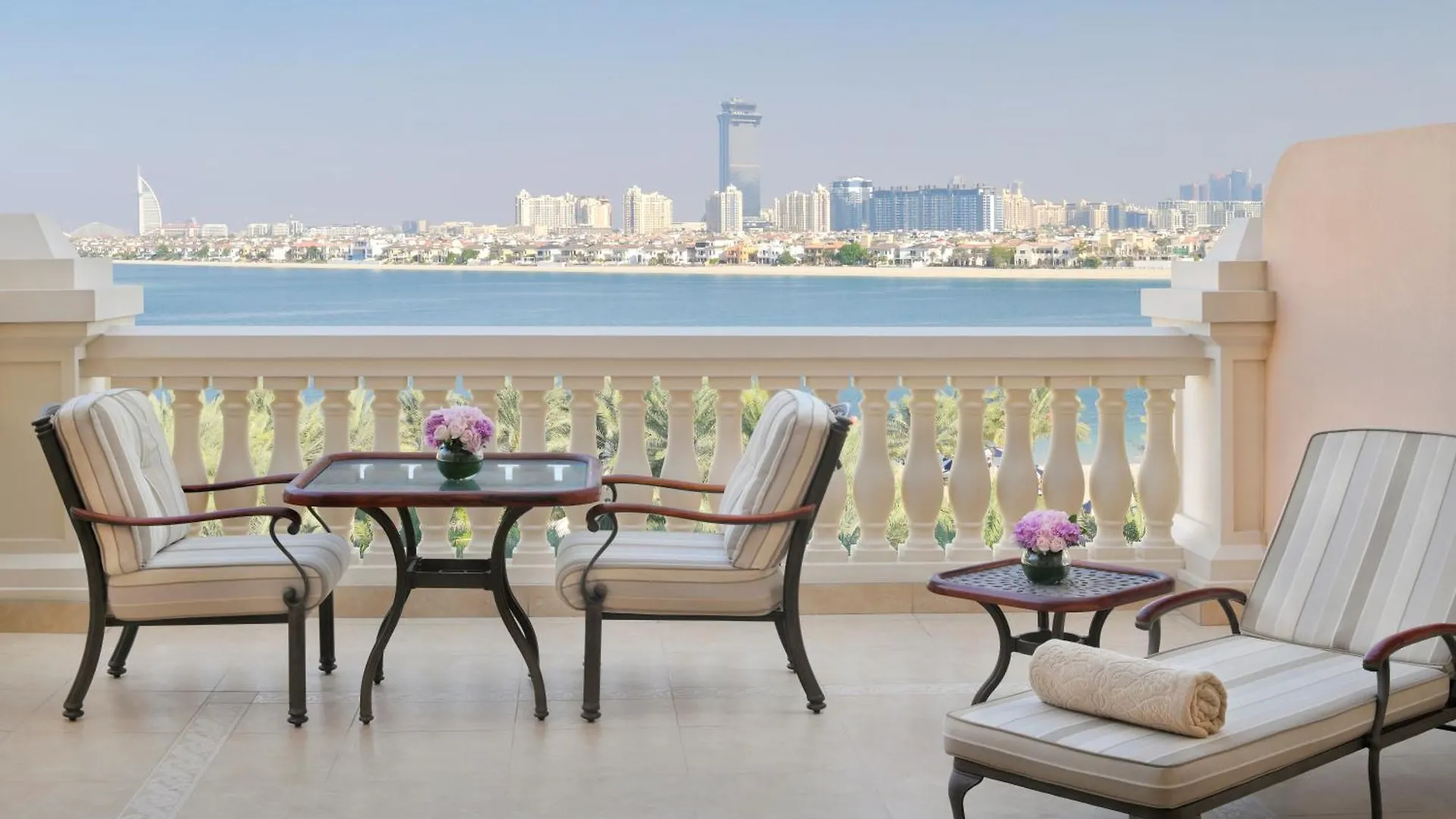 Resort Raffles The Palm Hotel Dubai