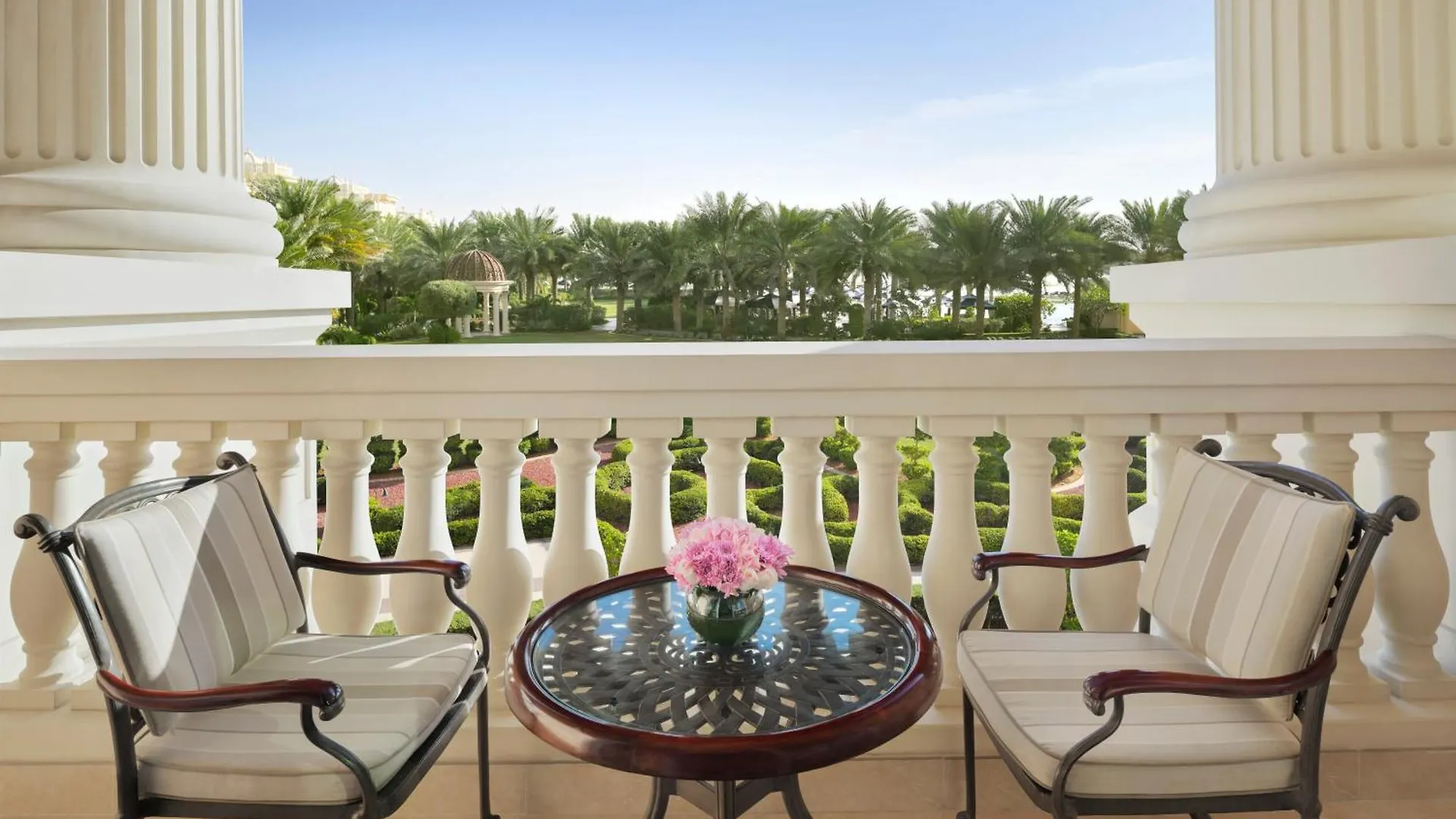 Raffles The Palm Hotel Dubai