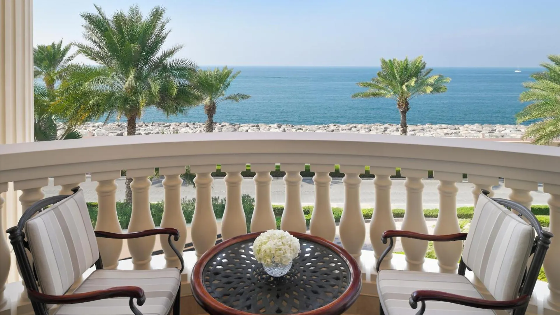 Resort Raffles The Palm Hotel Dubai