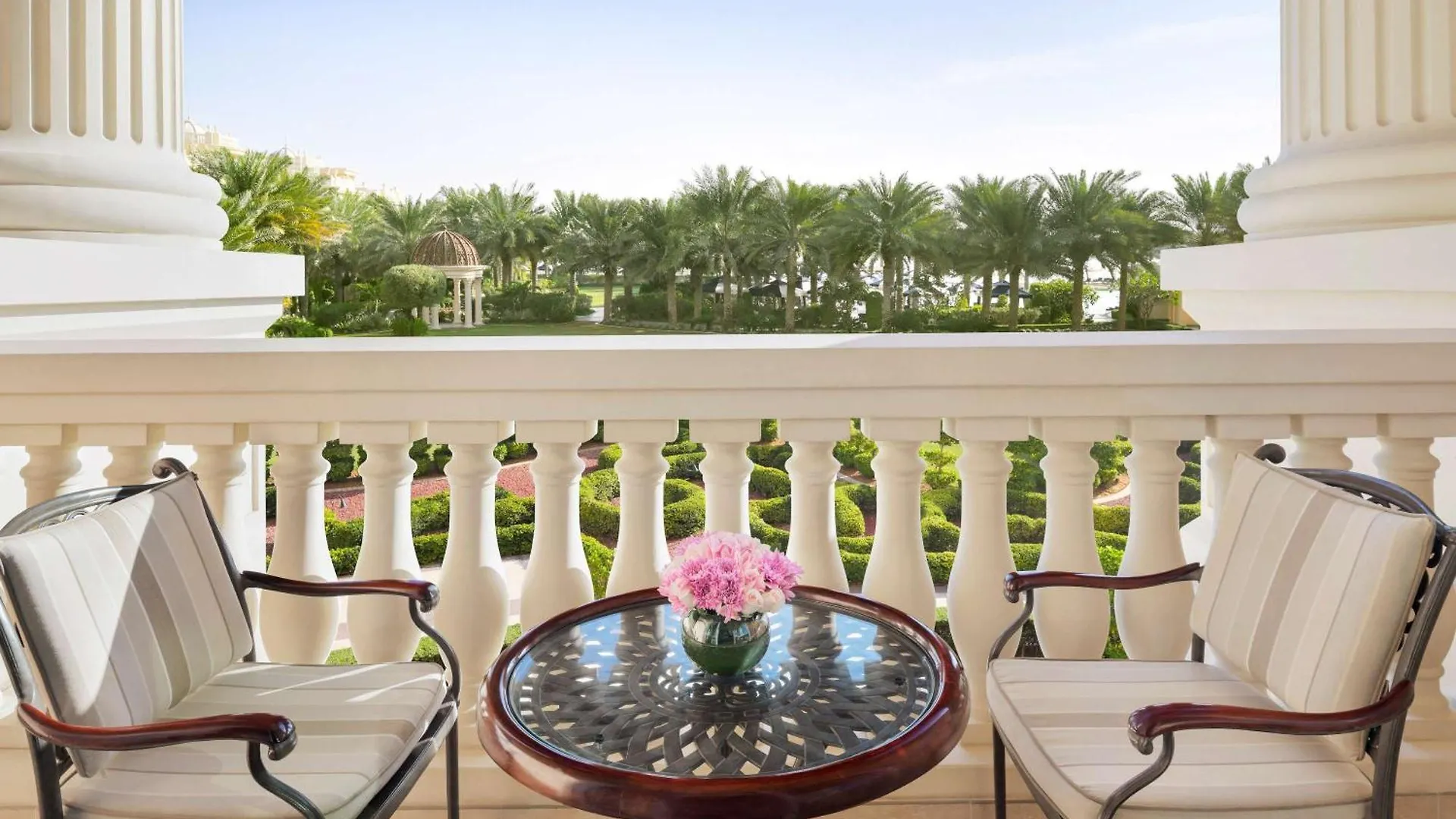 Raffles The Palm Hotel Dubai