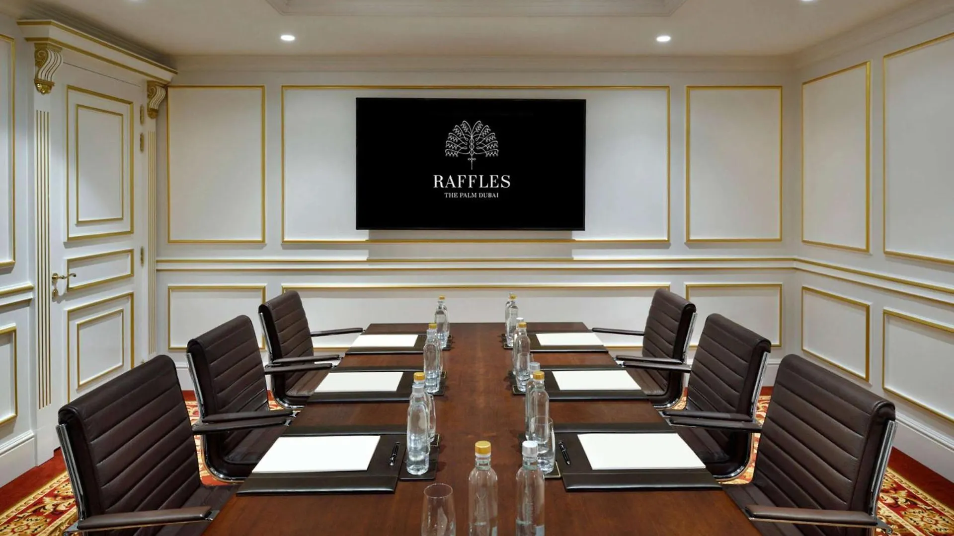 Raffles The Palm Hotel Dubai 5*,