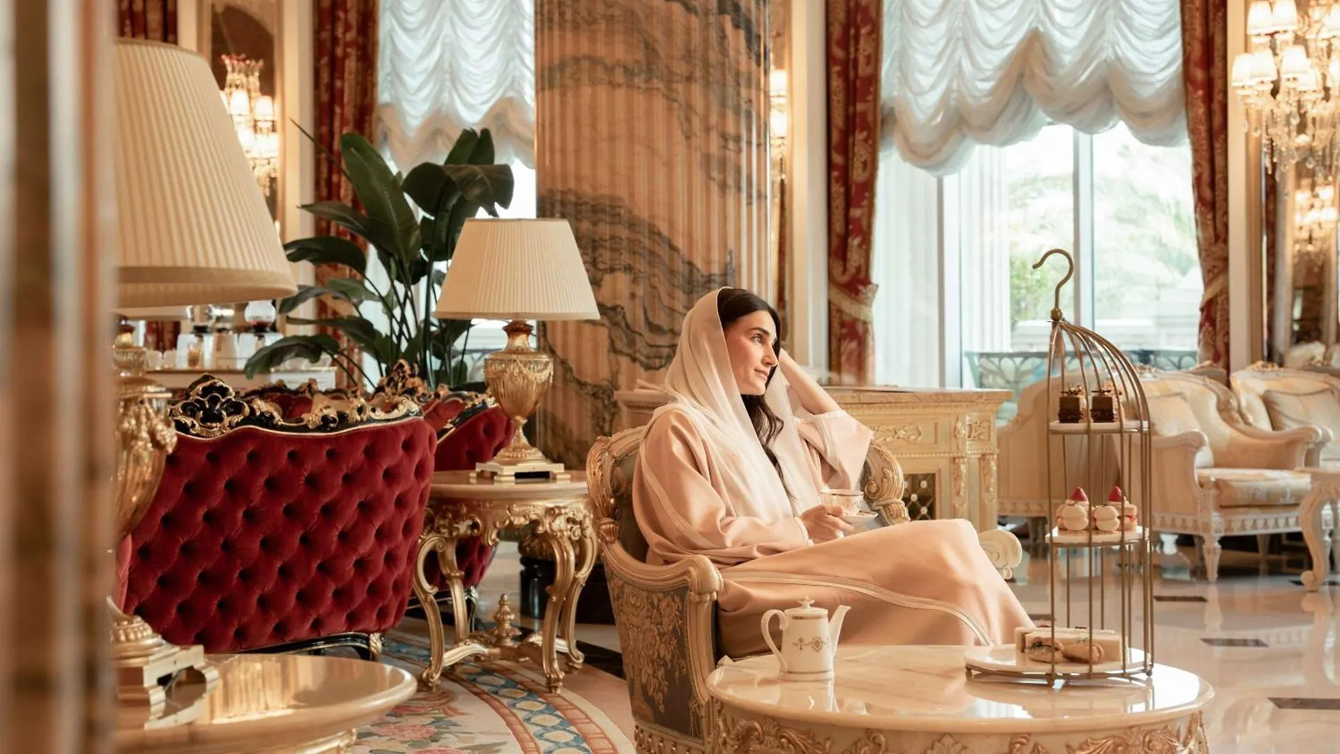 ***** Resort Raffles The Palm Hotel Dubai United Arab Emirates