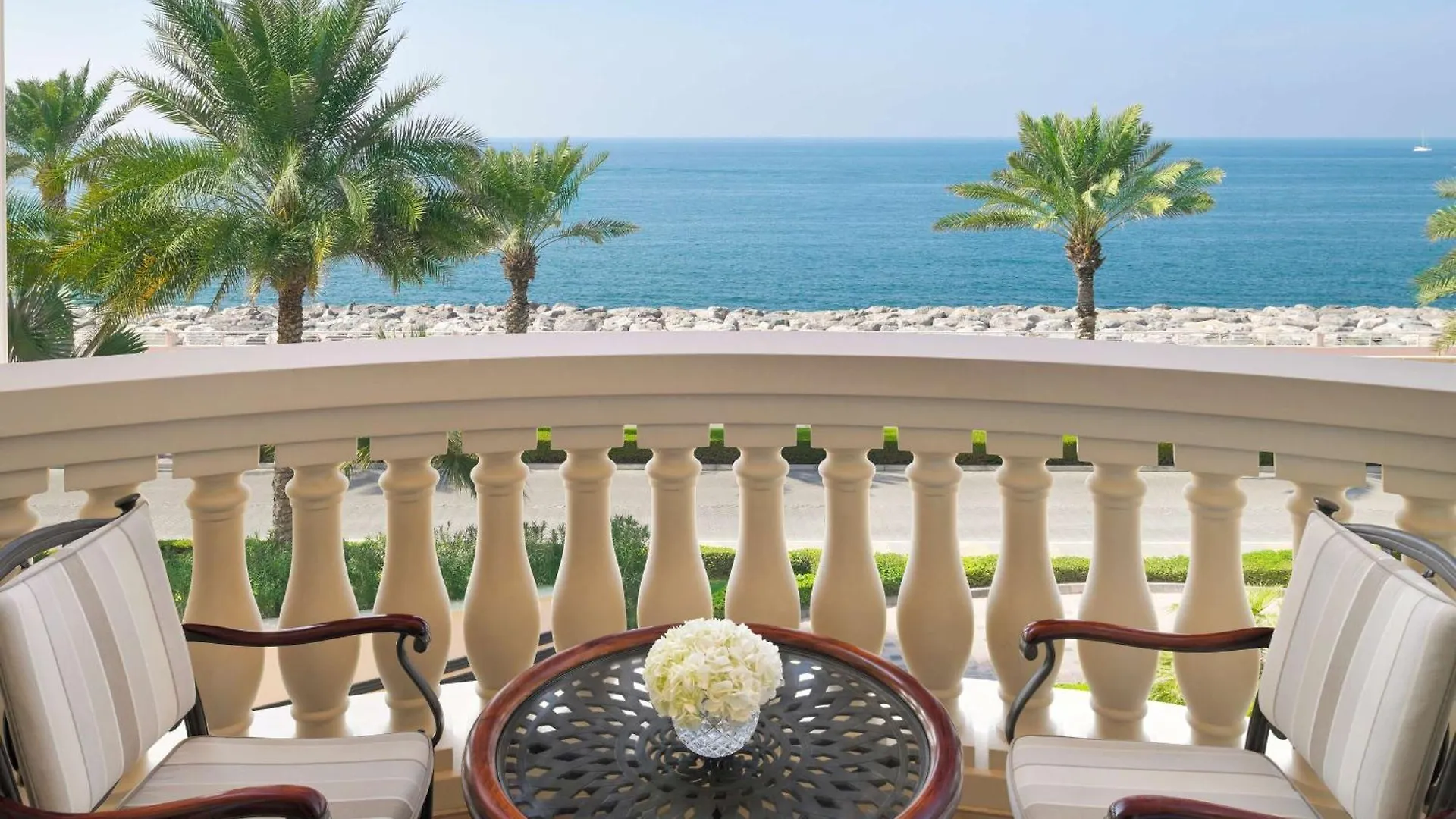 Resort Raffles The Palm Hotel Dubai