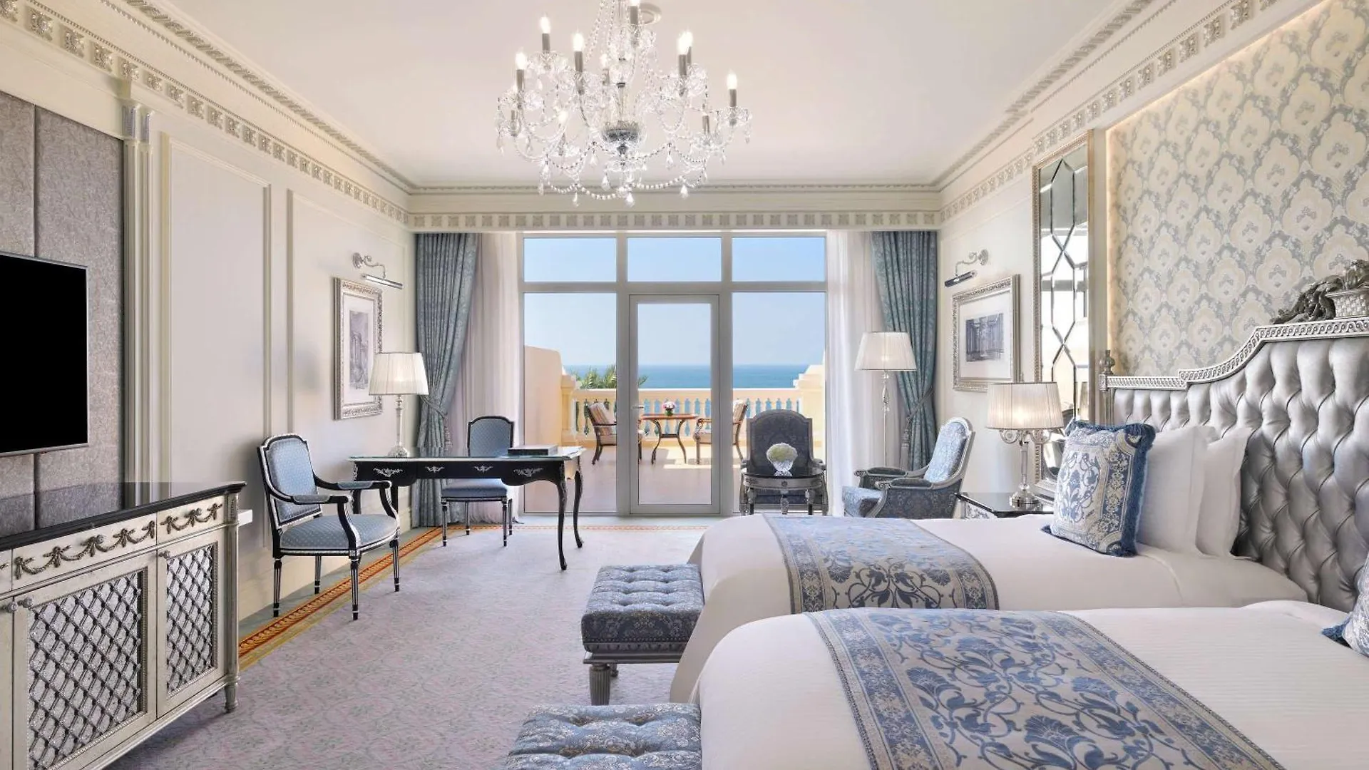***** Resort Raffles The Palm Hotel Dubai United Arab Emirates